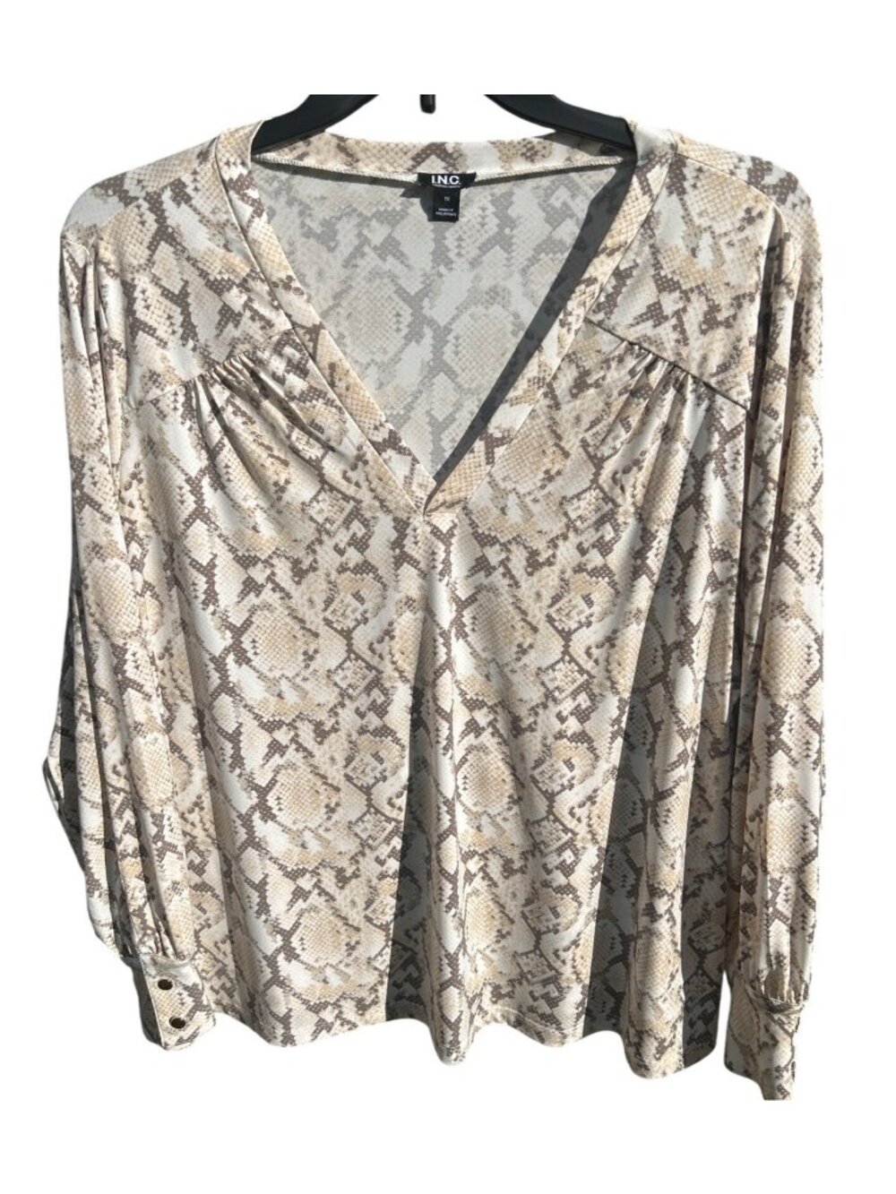 INC Womens Size 1X Snakeskin Print Long Sleeve V-Neck Blouse Polyester Spandex
